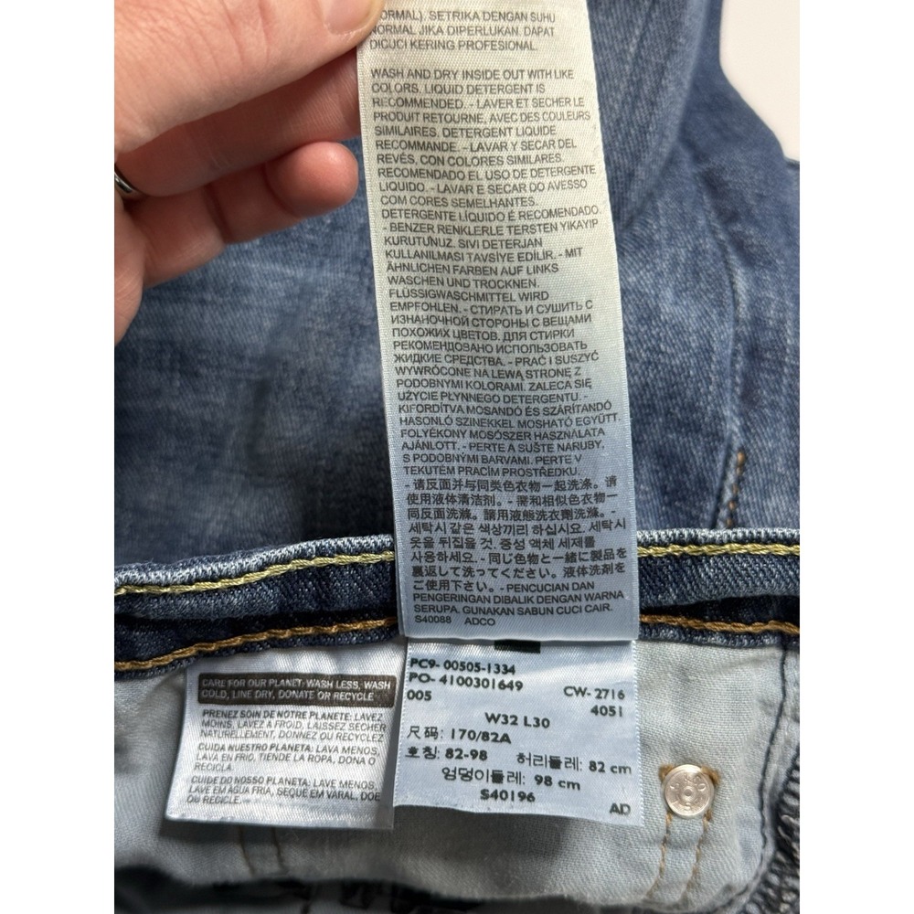 Levi's 505 Mens Size 32x30 Straight Leg Medium Wash Denim Blue Jeans Cotton Flaw - Picture 13 of 16